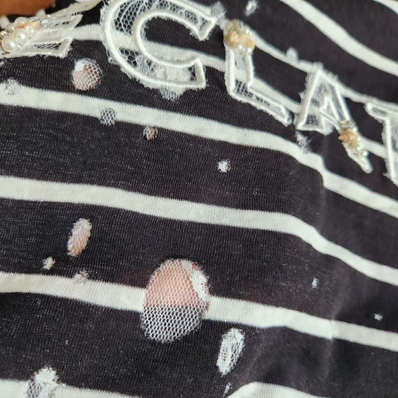 Black and White Striped T-Shirt with Lace Details - Picture 4 of 4